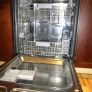 How to Clean Your Dishwasher Naturally